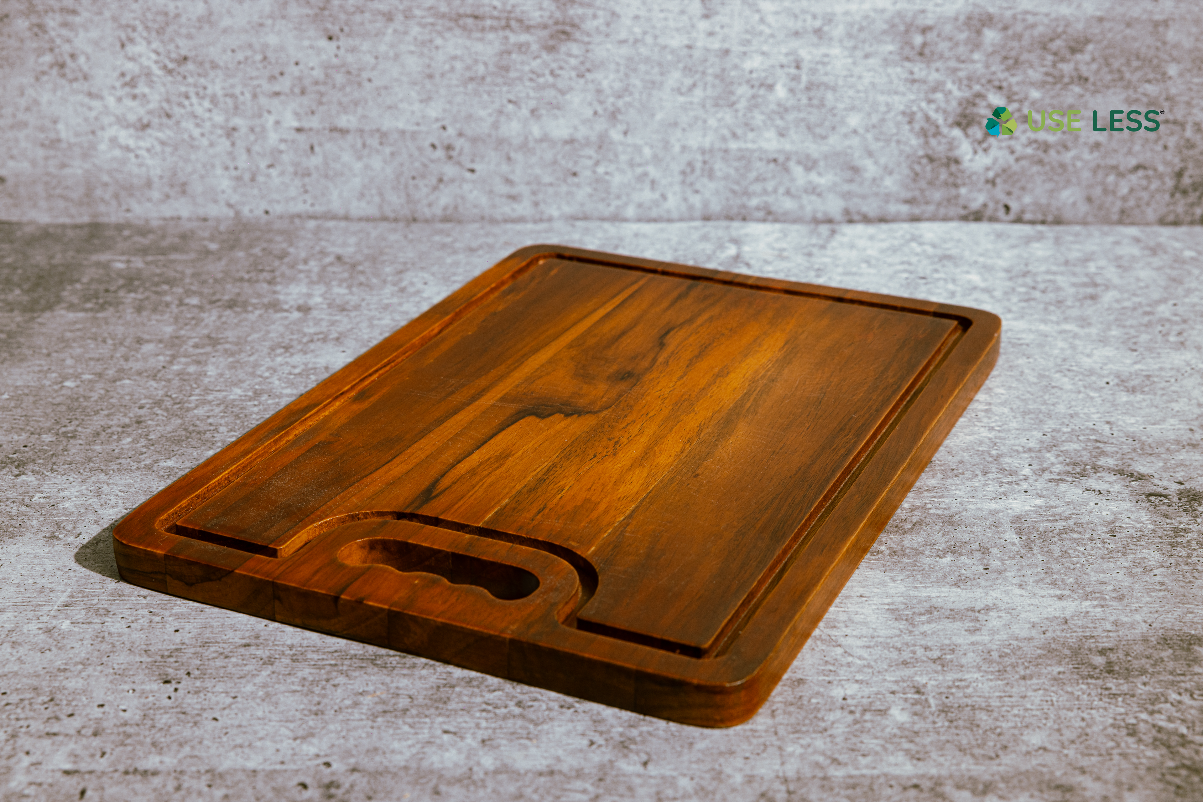 Eco-friendly wooden cutting board made from sustainable wood, durable and perfect for hygienic kitchen prep and cooking.